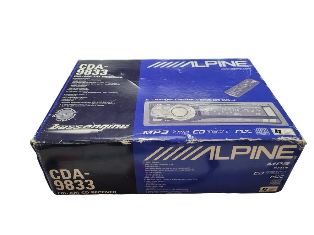 Vintage ALPINE Headunit CDA-9833 CD/MP3/WMA/FM/AUX/ Sirius XM Ready Remote 2004